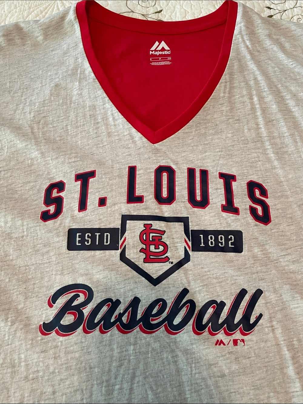 Women’s Majestic St. Louis Cardinals V-Neck Tee - Picture 2 of 5